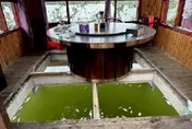 福建水上餐廳玻璃地板破裂　泉州前區長「不會游泳」溺亡