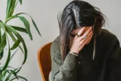 女強人為家放棄工作燒光存款　病倒後老公「一句話」讓她心碎