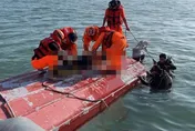 金門大陸漁船拒檢翻覆2死！家屬抵達招魂　海巡署全程協助治喪