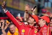 F1澳洲站/兩周前闌尾炎才開刀...塞恩斯率先衝線　法拉利包辦冠亞軍