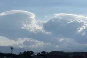影/外星人來了？台東上空驚現「飛碟雲」　氣象站：清明節可能重現