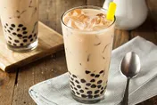 英國女導遊去台南嚐「全糖珍奶」整晚失眠！　她笑道：天大的錯誤