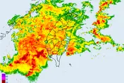 快訊/鋒面轟炸南台灣！台南、高雄發布大雷雨警訊　影響至晚上8時30分