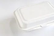 紙餐盒回收也是燒掉！網批「分類做心酸」？　環境部：勿當垃圾丟