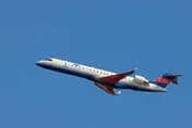 客機起落架故障！日福岡機場短暫關閉　菲航班二度轉降…延誤近5小時落地