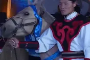 影/玩真的！內蒙古景點辦抽獎活動　大獎竟是「一匹馬」還幫送到府
