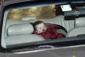 活活熱死！媽媽男友疑惡意鎖門窗　6歲女童車內悶烤3小時送醫不治