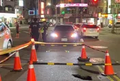 市長您怎麼看？高雄街頭驚見天坑　疑凱米豪雨掏空路基「周邊路面也塌陷」