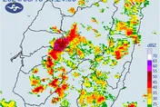 快訊/地震結束換雨彈襲台！「3縣市」大雷雨開炸　山區慎防土石坍方