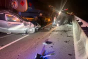 影/國道重大車禍！國3南向114.4k「油車、貨櫃車跟轎車」4車追撞傳多人亡