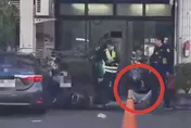 影/酒駕害命！台中醉男撞6車險衝民宅「1死1重傷」