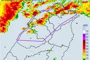 大雷雨持續發威！雨彈襲擊7縣市　氣象署：嚴防強風、冰雹