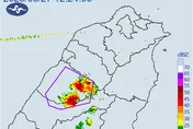 小心冰雹！大雷雨狂轟3縣市　快躲進室內