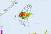 國家警報響！中南部4縣市大雷雨續炸　慎防淹水