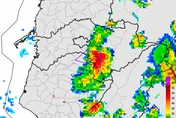 冰雹閃電轟炸！氣象署急發嘉南大雷雨示警　下午出門小心