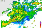 強烈對流系統旺盛！大雷雨轟炸「4縣市」　下班快回家