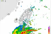 紅霞颱風外圍環流發威！2縣市大雨特報　屏東慎防大雷雨