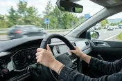 名醫開車突發胸痛！　「這樣自救」鬼門關搶回一命