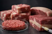 夜市牛排吃完狂拉？醫師曝重組肉致命關鍵