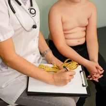 「追蹤7410名學齡前兒童」揪肥胖原因　３種孩子風險最高！