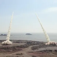 台海戰爭風險已達「驚人高度」！美專家籲川習達成緩衝協議