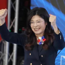 蔣德綱/鄭麗文的第一聲獅吼