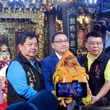 白沙屯媽祖赴新北百年會香 侯友宜祈佑市民安居樂業