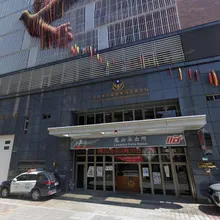 疑DV鋰電池惹禍！萬華分局偵查隊傳火警　消防「1分鐘」神救援