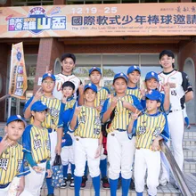 諸羅山盃少棒賽12/19開打 陳重羽、陳重廷兄弟檔代言