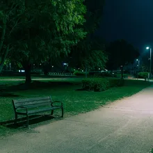 女子公園散步突遭潑化學物！美警方與FBI展開調查