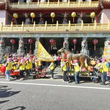 影/屏東玉皇宮「神獸遶境」來了！駿馬率23座神獸祈福