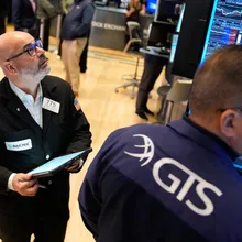 黃仁勳、蘇姿丰尬場演講過後...　輝達、超微、台積電ADR股價速覽