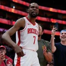 NBA/杜蘭特生涯總得分超車喬丹！火箭壓哨補籃氣走熱火