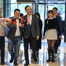 挺盧秀燕兆元預算？朱立倫表態：軍購應對民意負責