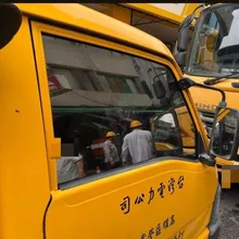 高雄前金區住戶疑不滿停電！涉毀台電工程車辱警送辦