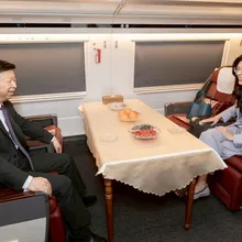 直擊！鄭麗文訪陸與宋濤高鐵對坐「如友親切敘舊」