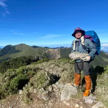 71歲食道癌翁術後登百岳！43天徒步環台打破刻板印象