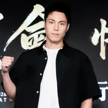《角頭》唐振剛涉閃兵案今露面！高捷突喊：該被關就被關