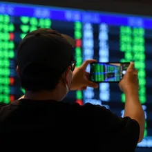 暗黑週一！台股開盤下殺逾2500點　四大慘況恐釀斷頭風暴