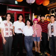 《欠妳的那場婚禮》番外篇！嚴藝文首拍MV膀胱快爆炸　催眠宇宙人小玉成梁朝偉