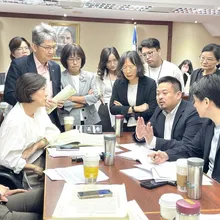 12歲以下小孩爸媽遠距上班　推動時程曝！