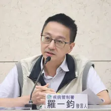 羅一鈞半夜急call「這1人」　疫情驚險救全台的命