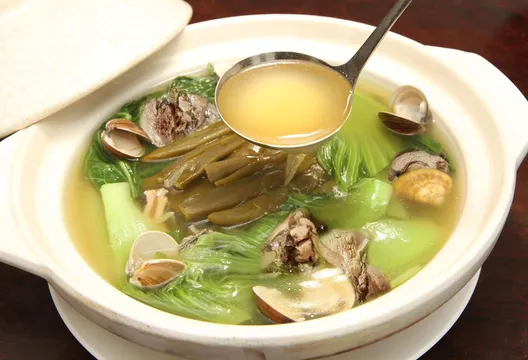 長年菜不只象徵長壽！醫曝助解毒、抗發炎還能穩血糖