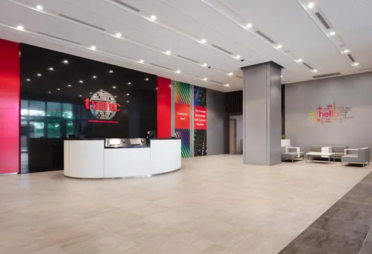 博通一句話嚇壞市場、降息後獲利了結　 美股重挫、台積電ADR大跌4.17%