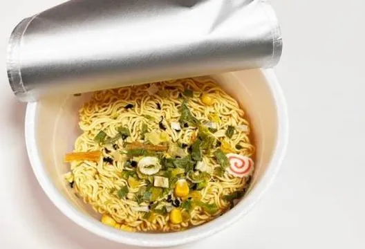 泡麵別煮超過3分鐘！醫警：血糖像「喝糖水」快速飆升