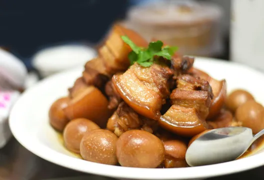 梅花肉取代五花肉！「冰箱去油術」讓滷肉脂肪直接砍半