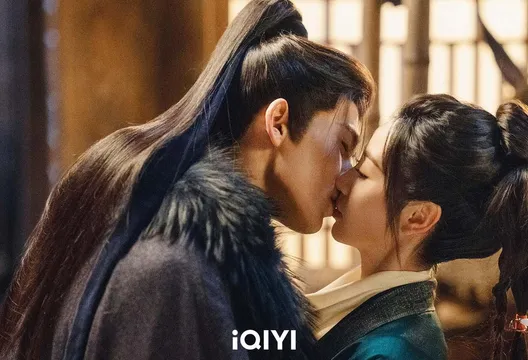 《逐玉》成現象級作品！張凌赫揭「浴池吻圓房」名場面內幕