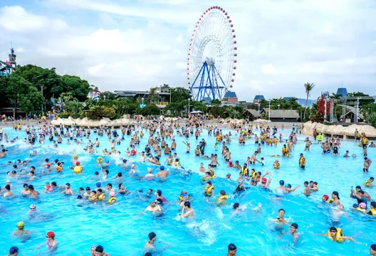 六福水樂園、麗寶馬拉灣首度合作　祭出999元「買一送一」
