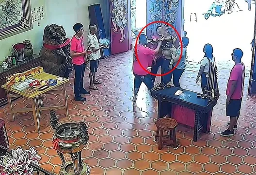 女「疑卡到陰」歇斯底里喊叫！　廟方：女鬼一直哀嚎哭泣