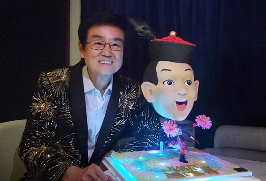 判了!港影視大佬「開心鬼」黃百鳴內線交易罪成立 判囚5個月